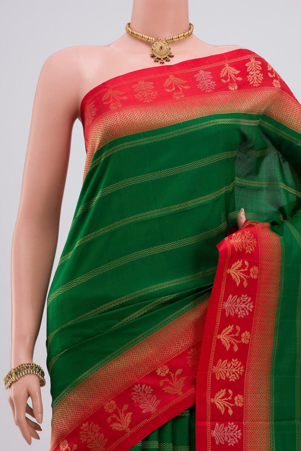Border image of Green Soft Silk Saree with Stripes on the body and Fancy Border. 