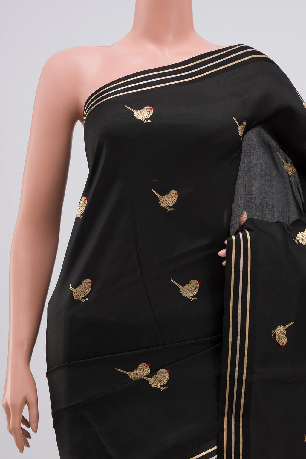 Border image of Black Banarasi Katan Silk Saree with Zari Butta on the body and Thin Zari Line. 