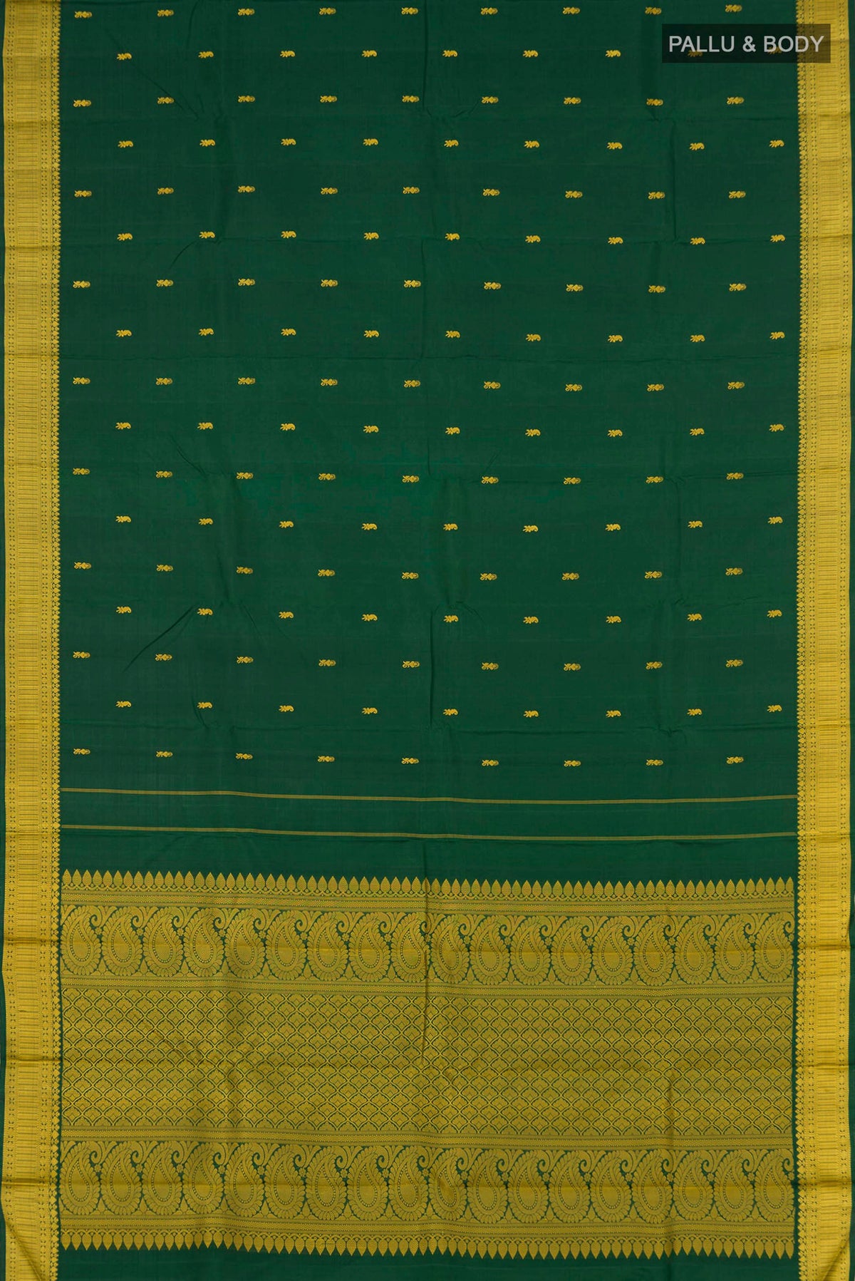 Flat view of Bottle Green Kanchipuram Silk Saree with Thread Butta on the body and Thread Border. 
