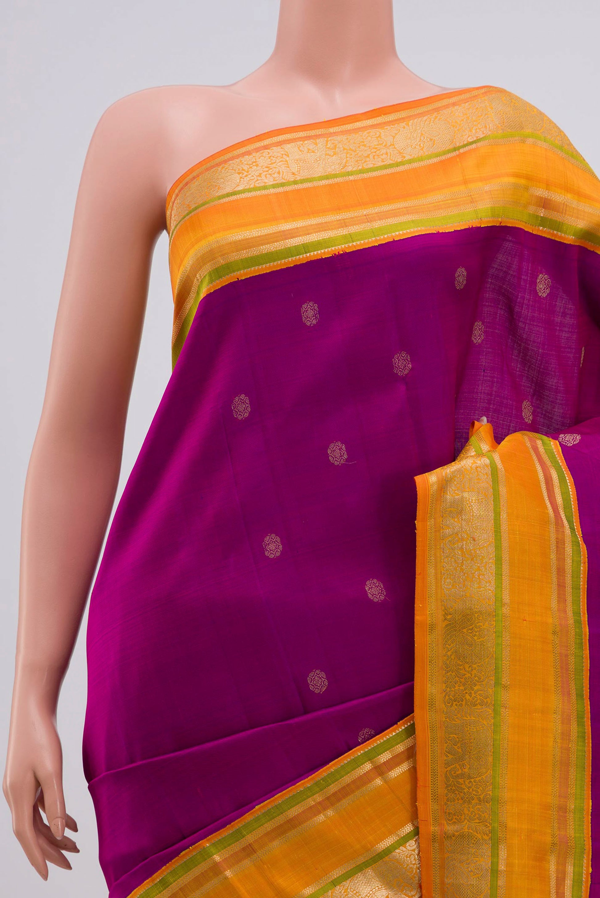 Border image of Magenta Kanjivaram Silk Saree with Zari Butta on the body and Zari Border. 