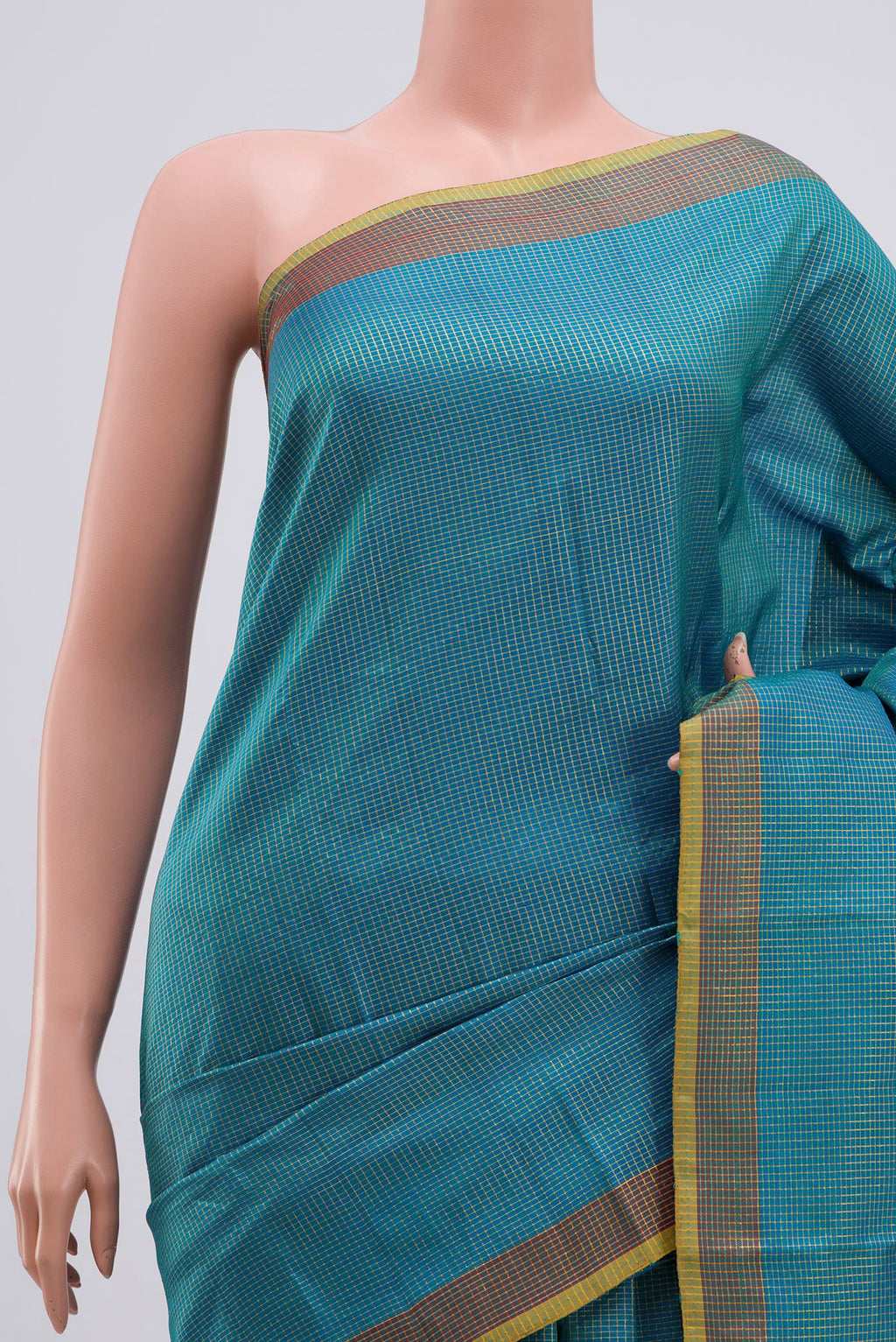 Border image of Blue Kanchipuram Silk Saree with Checked design on the body and Zari Border. 