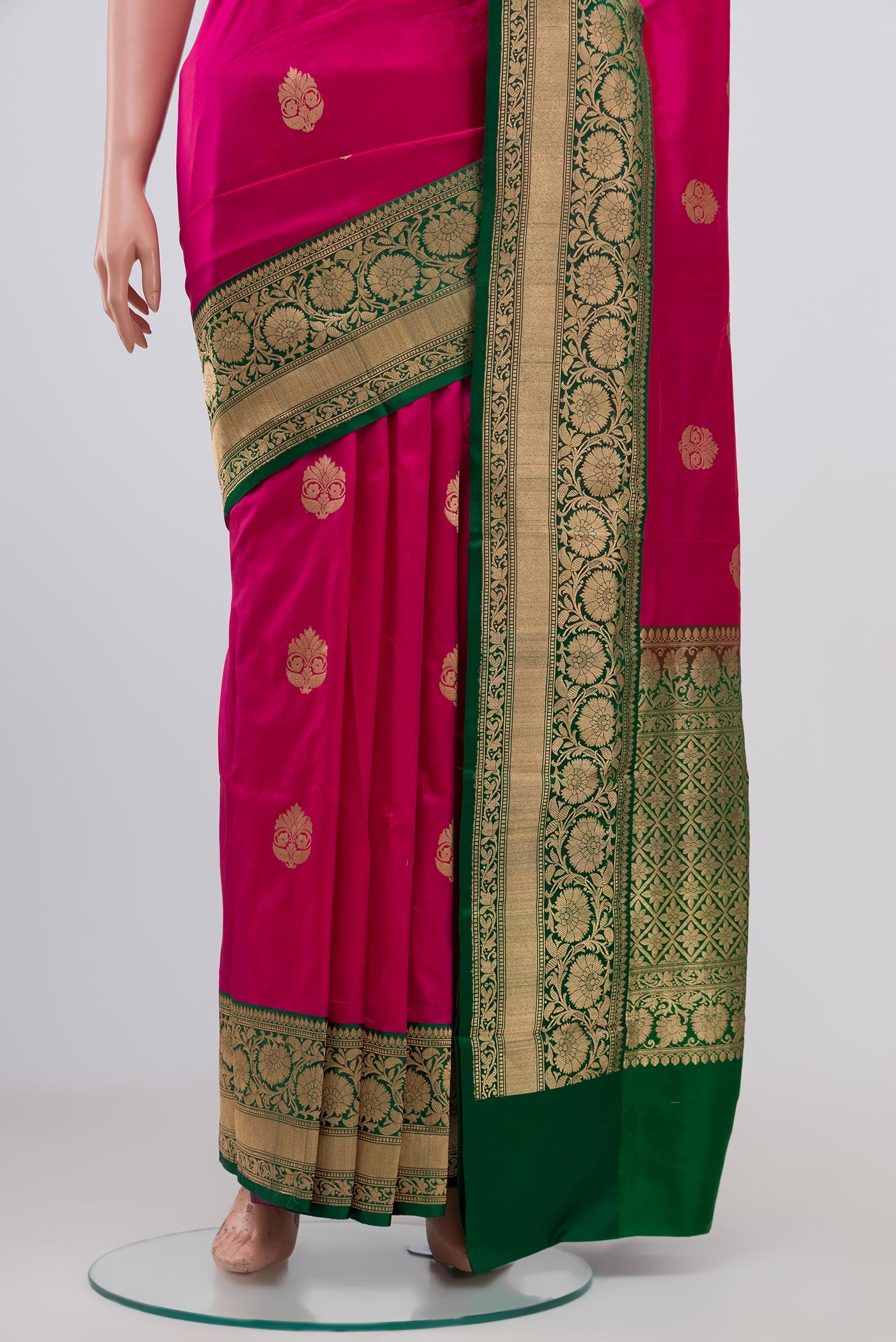 Pleats and pallu of Pink Banarasi Katan Silk Saree with Zari Butta on the body and Zari Border. 