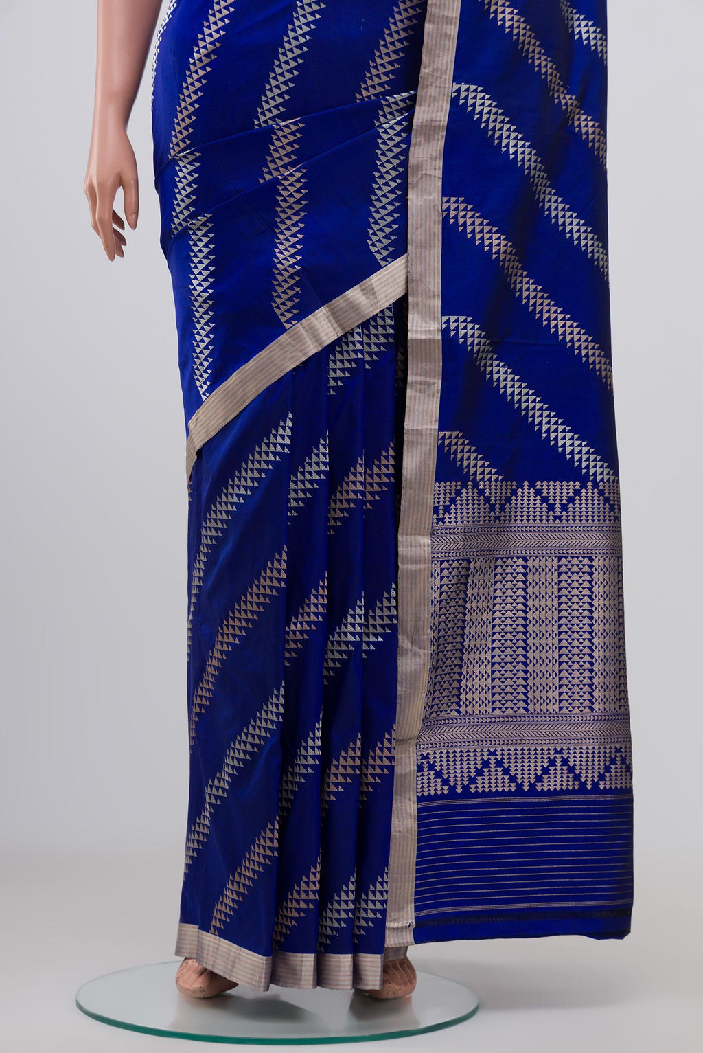 Pleats and pallu of Blue Banarasi Katan Silk Saree with Fancy on the body and Thin Zari Line. 