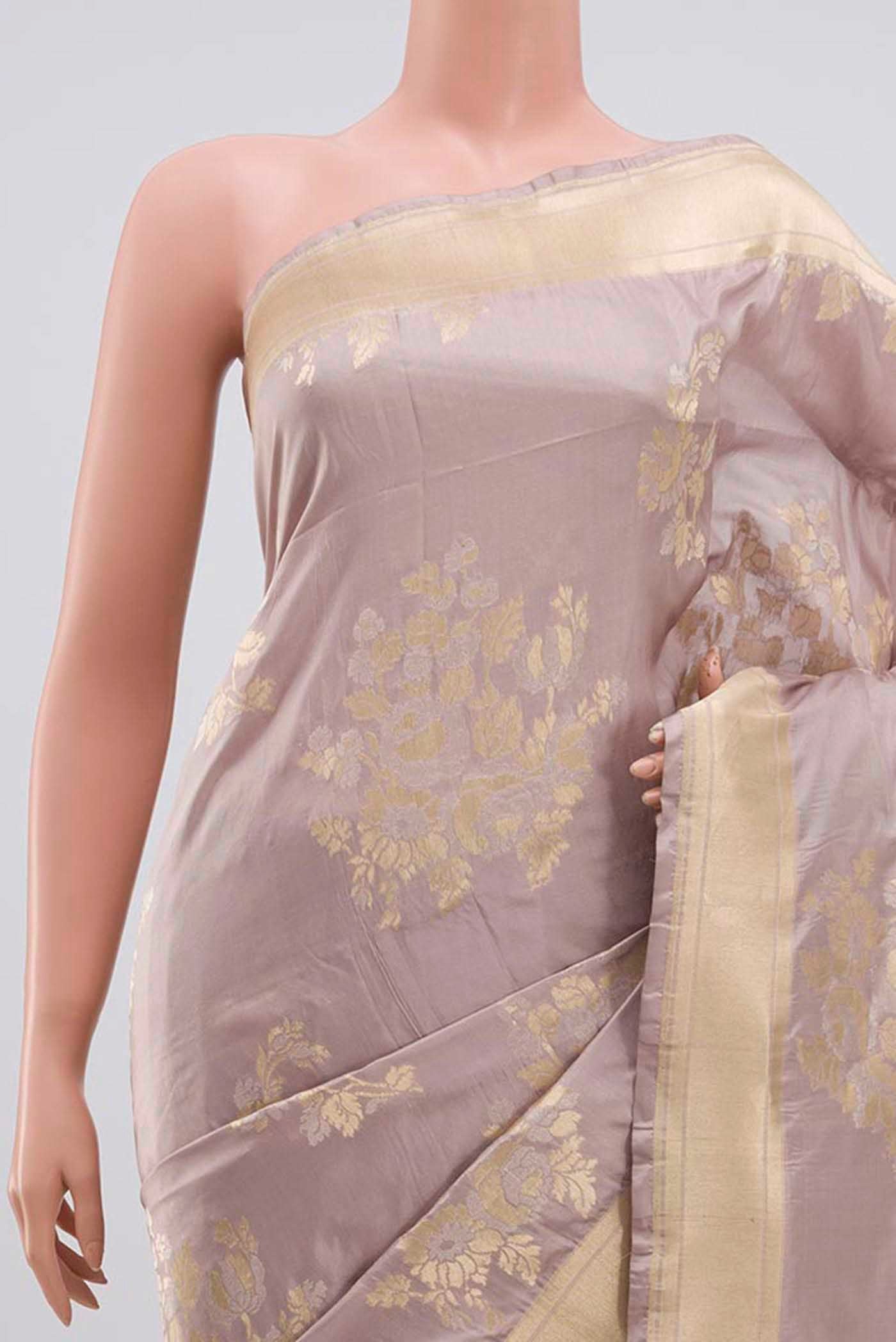 Border image of Lavender Banarasi Silk Saree with Zari Butta on the body and Zari Border. 
