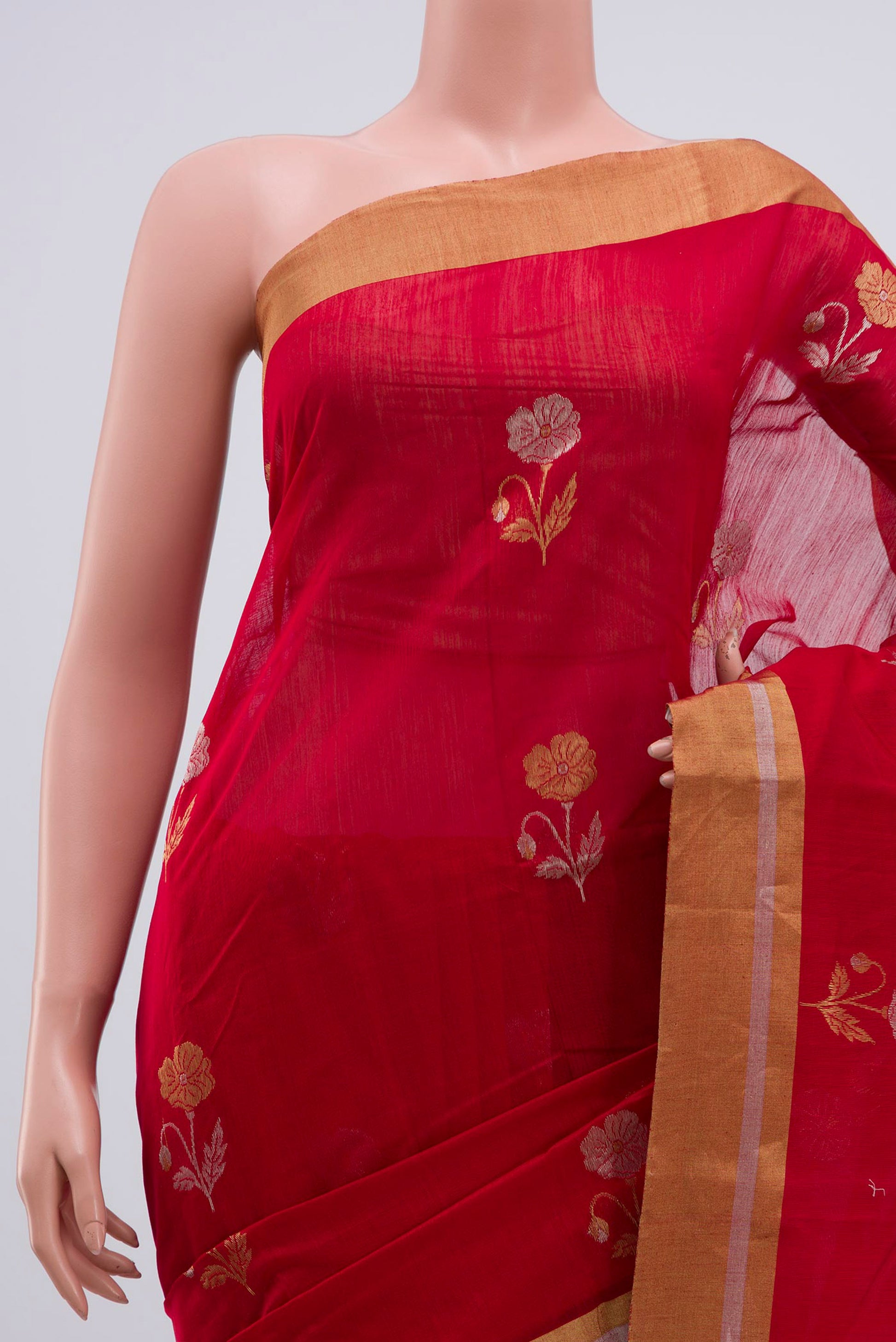 Border image of Red Chanderi Silk Cotton Saree with Zari Butta on the body and Zari Border. 