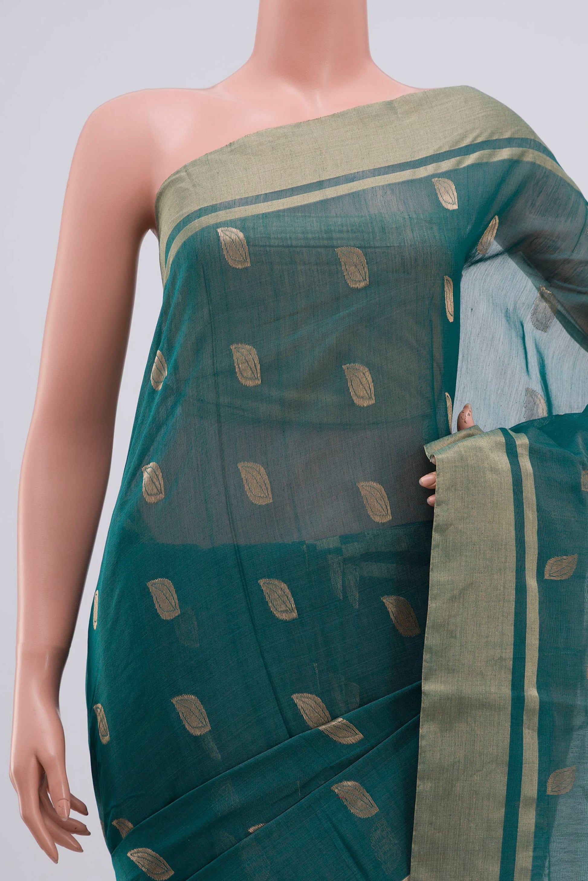 Border image of Green Chanderi Silk Cotton Saree with Zari Butta on the body and Zari Border. 