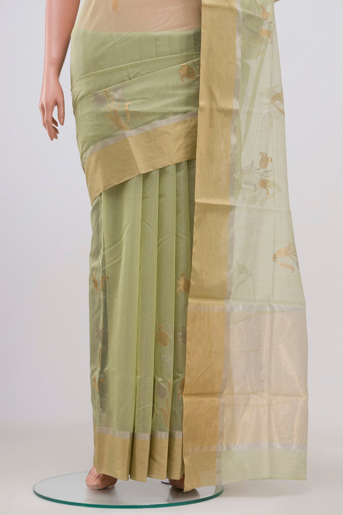 Pleats and pallu of Sea Green Chanderi Silk Cotton Saree with Zari Butta on the body and Zari Border. 
