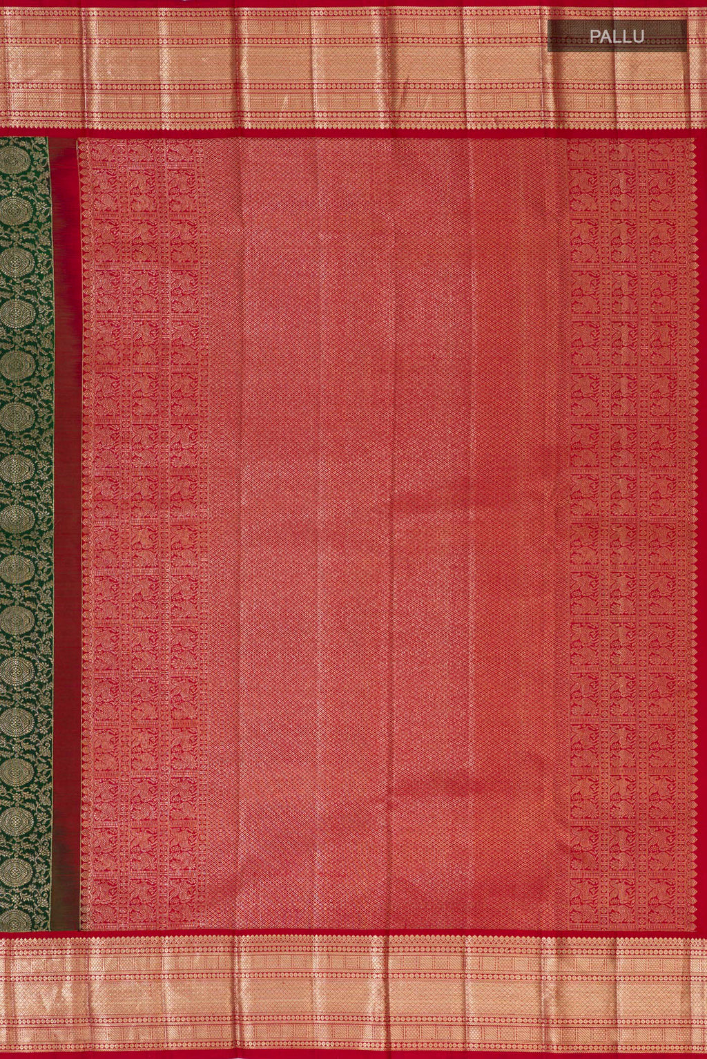 Close up image of the pallu of Bottle Green Kanchipuram Saree with Zari Brocade on the body and Zari Border. 