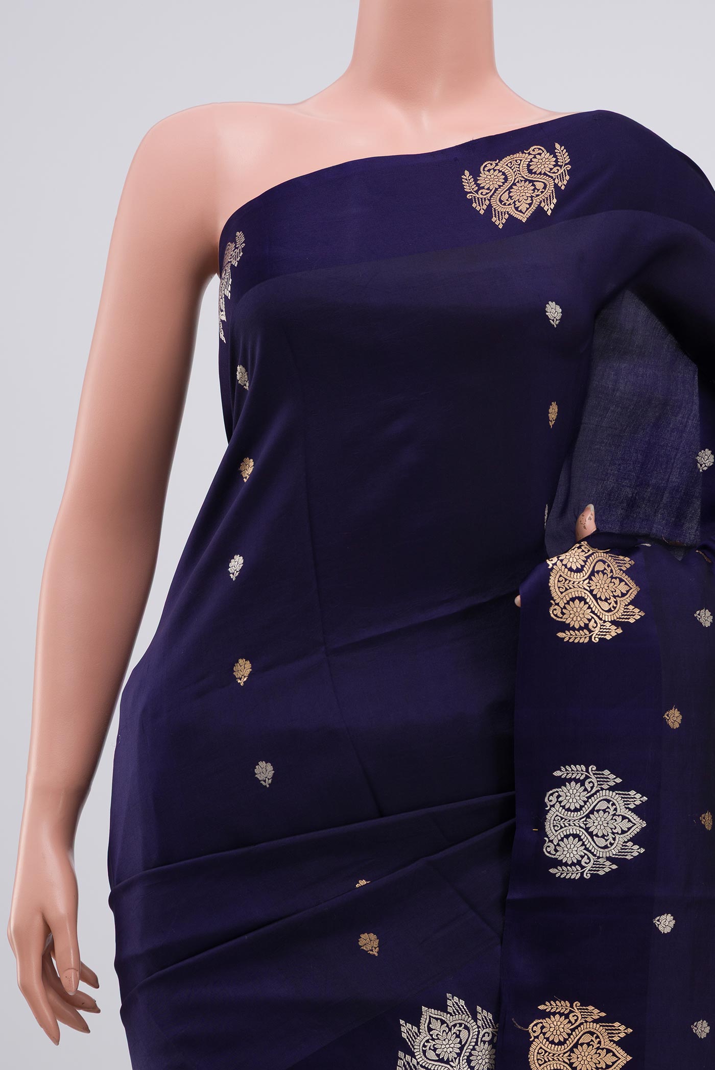 Border image of Blue Banarasi Katan Silk Saree with Zari Butta on the body and Fancy Border. 