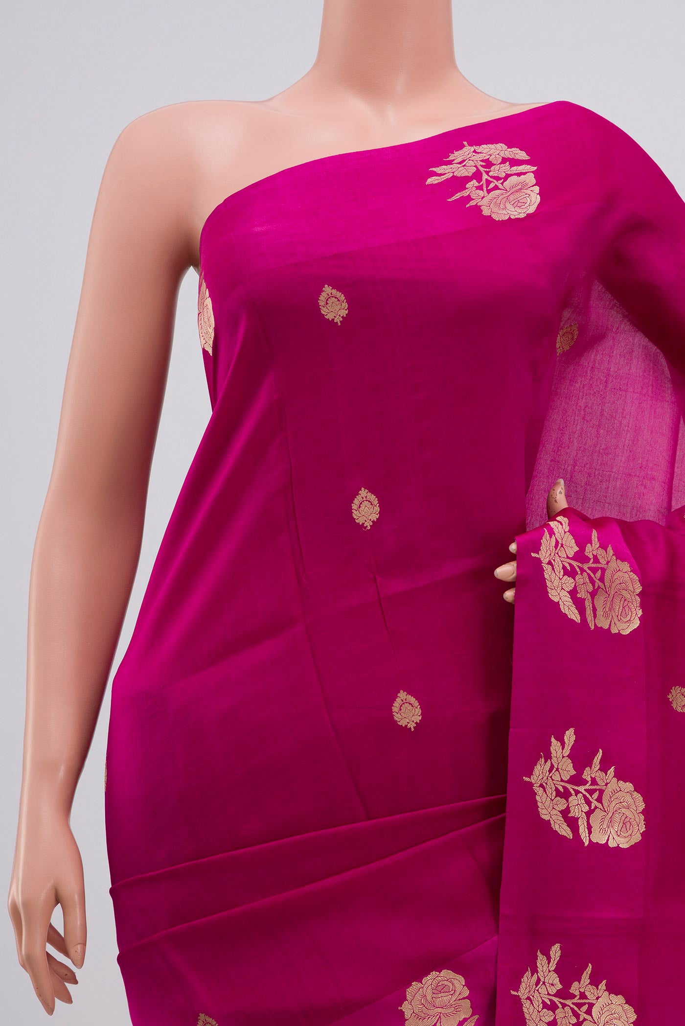 Border image of Pink Banarasi Katan Silk Saree with Zari Butta on the body and Fancy Border. 
