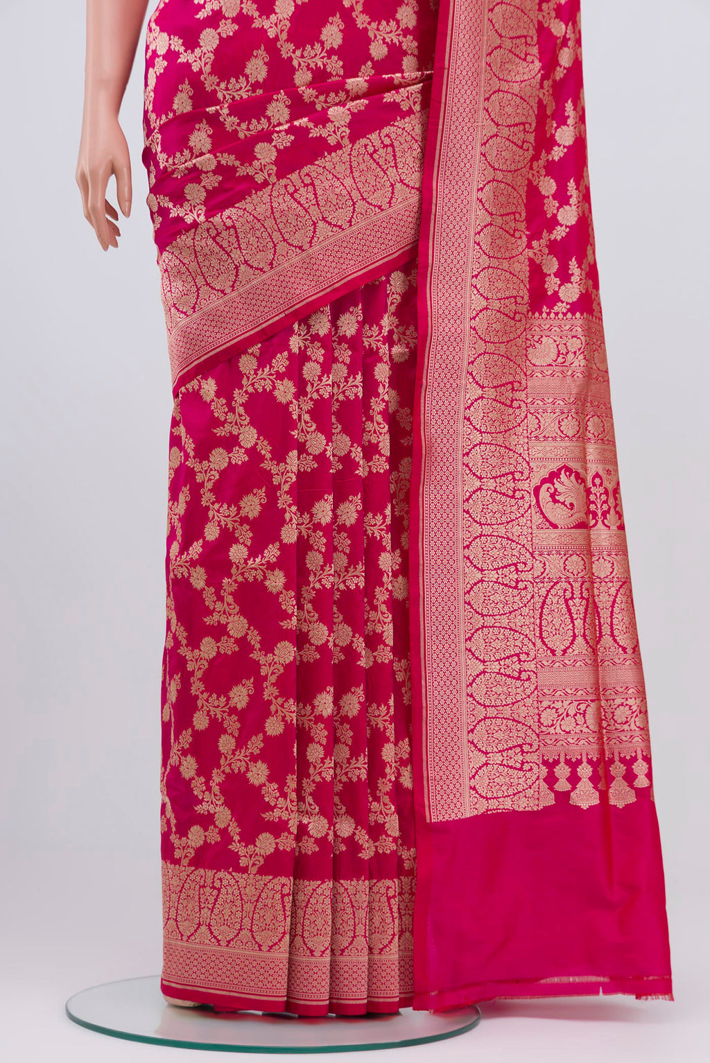 Pleats and pallu of Pink Banarasi Silk Saree with Zari Brocade on the body and Zari Border. 