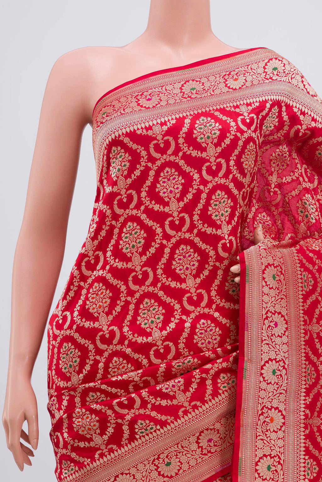 Border image of Red Banarasi Silk Saree with Zari Brocade on the body and Zari Border. 