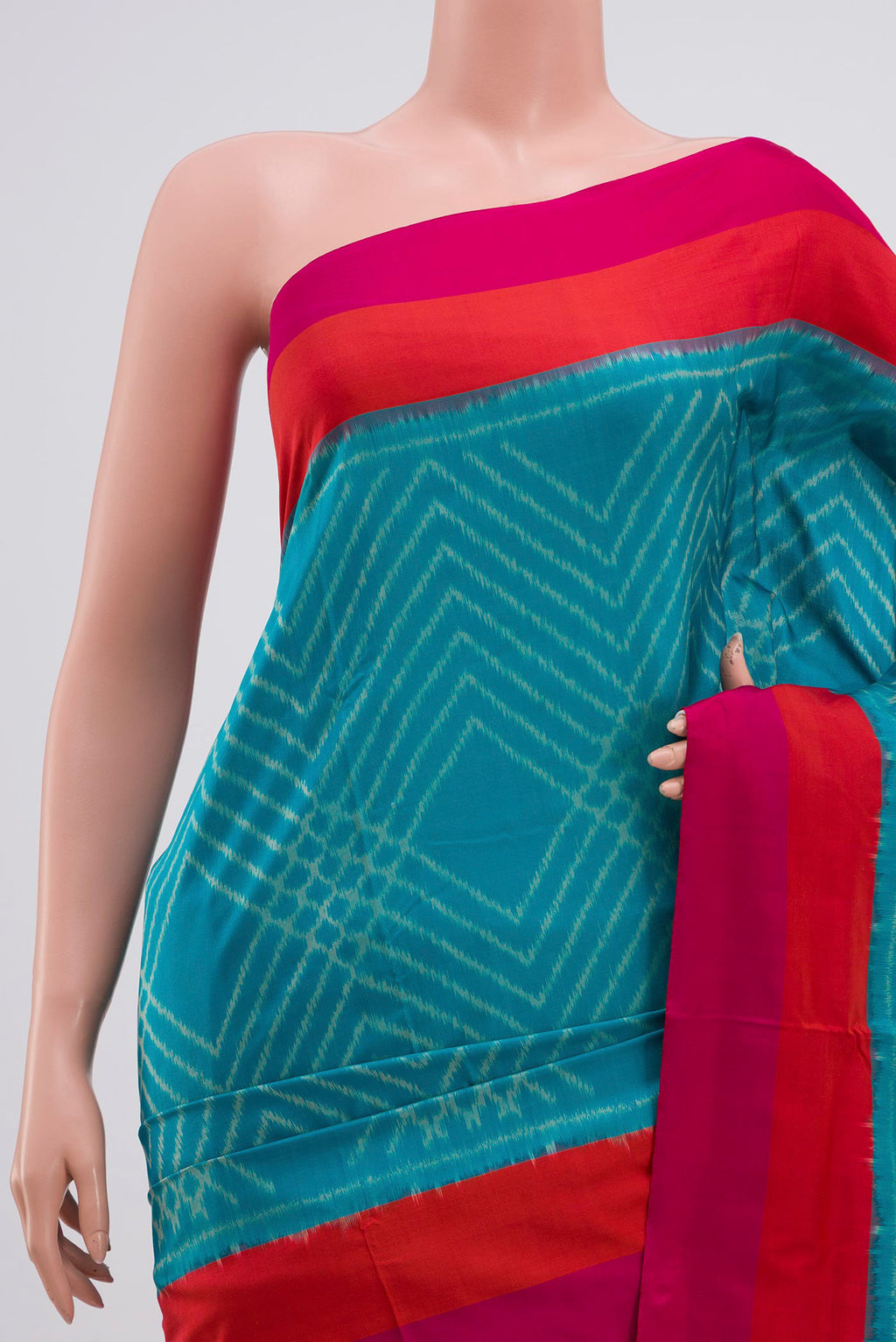 Border image of Sky Blue Pochampally Silk Saree with Ikat Print on the body and Plain Border. 