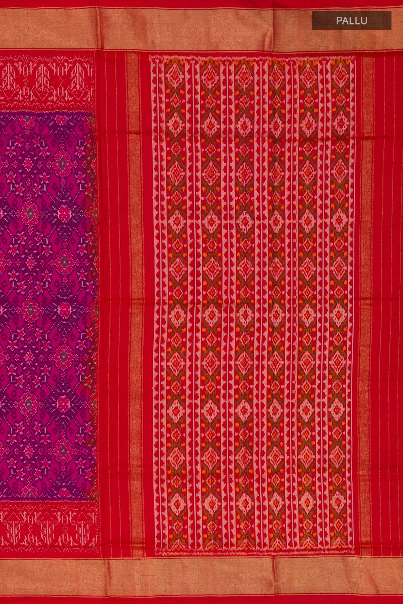 Close up image of the pallu of Pink Pochampally Silk Saree with Ikat design on the body and Zari Border. 