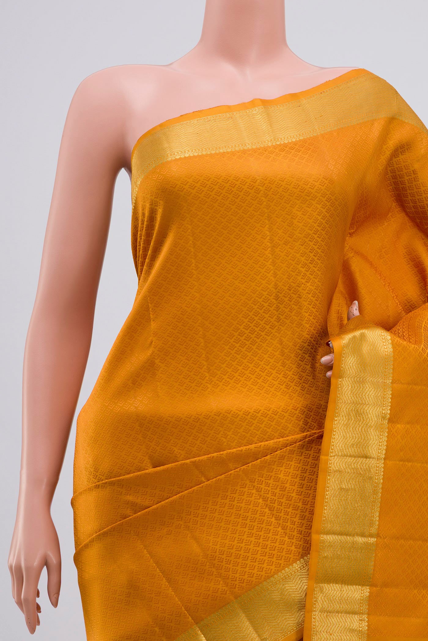 Border image of Yellow Kanjivaram Silk Saree with Jacquard design on the body and Zari Border. 