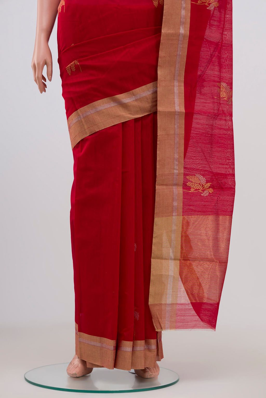 Pleats and pallu of Red Chanderi Silk Cotton Saree with Zari Butta on the body and Zari Border. 