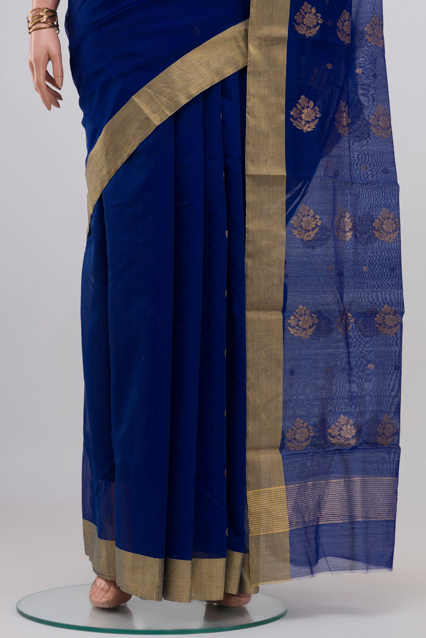 Pleats and pallu of Blue Chanderi Silk Cotton Saree with Zari Butta on the body and Zari Border. 