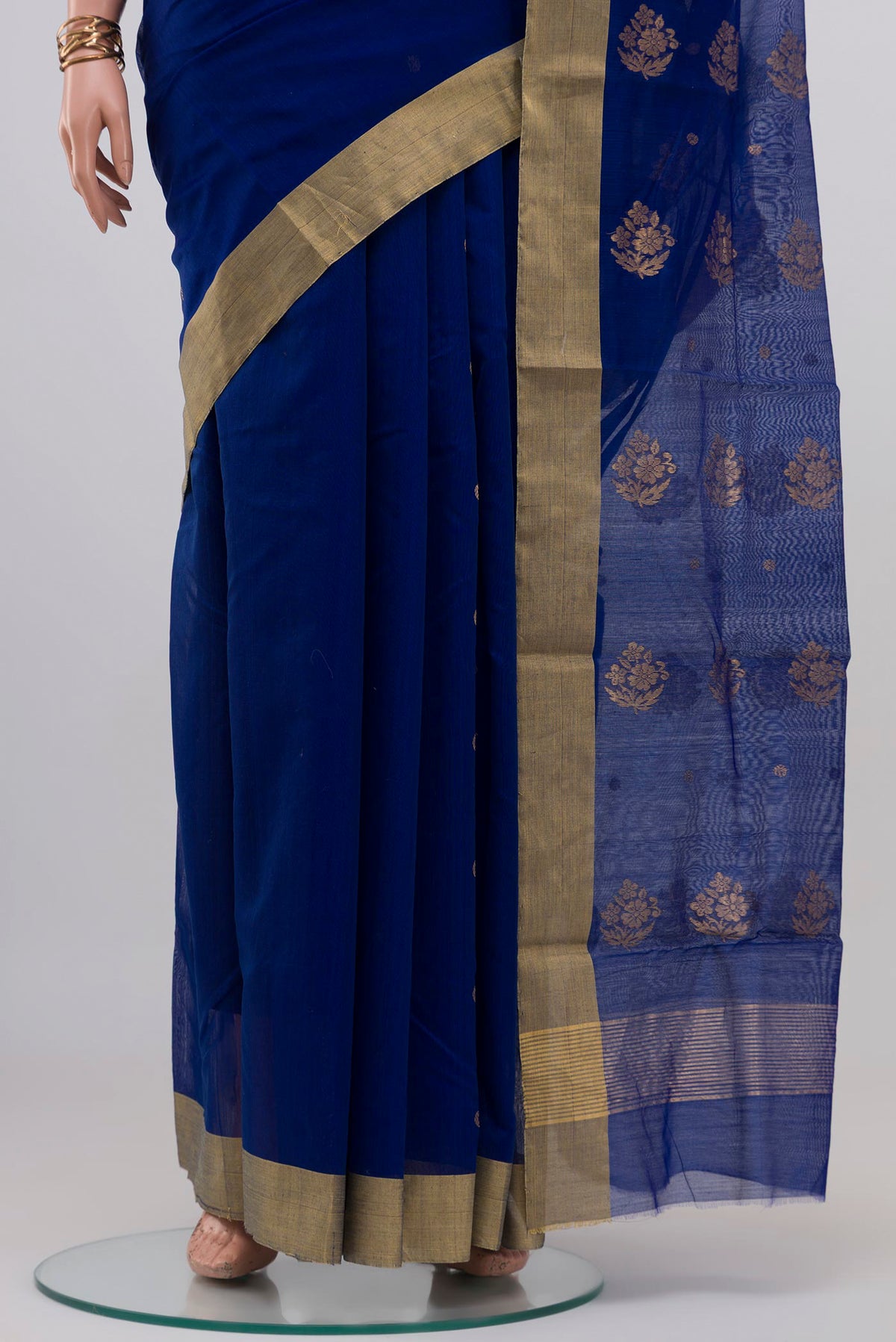 Pleats and pallu of Blue Chanderi Silk Cotton Saree with Zari Butta on the body and Zari Border. 