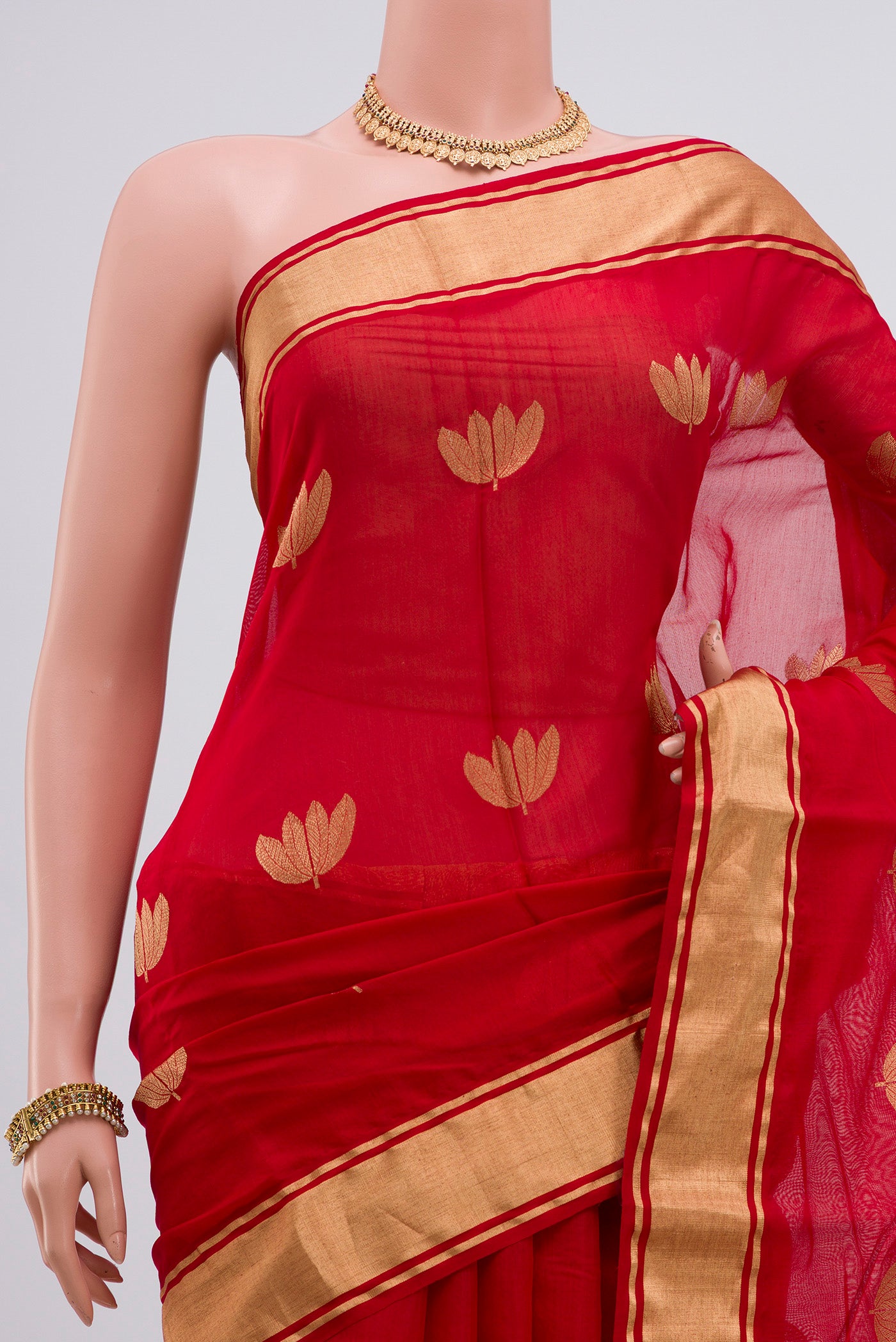 Border image of Red Chanderi Silk Cotton Saree with Zari Butta on the body and Zari Border. 