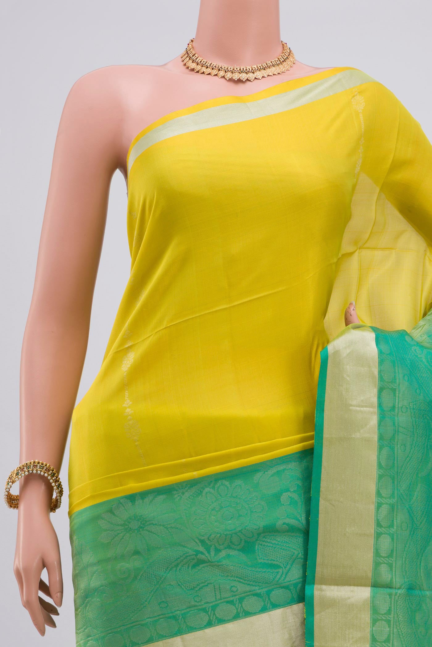 Border image of Parrot Green Soft Silk Saree with Stripes on the body and Zari Border. 