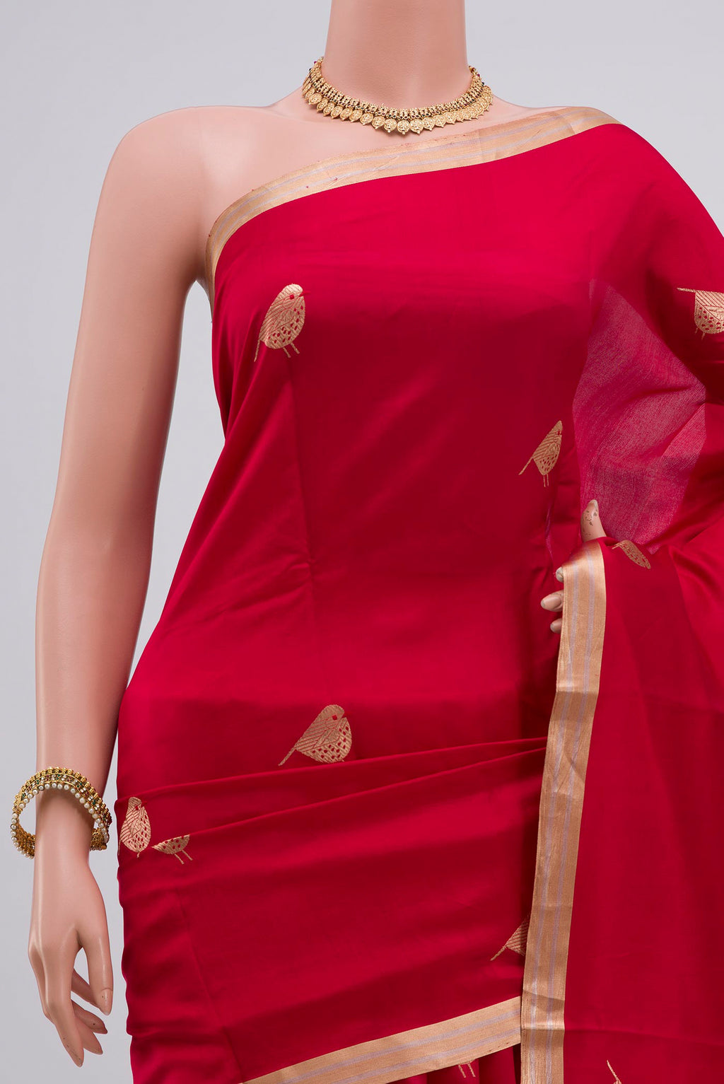 Border image of Red Banarasi Katan Silk Saree with Zari Butta on the body and Zari Border. 
