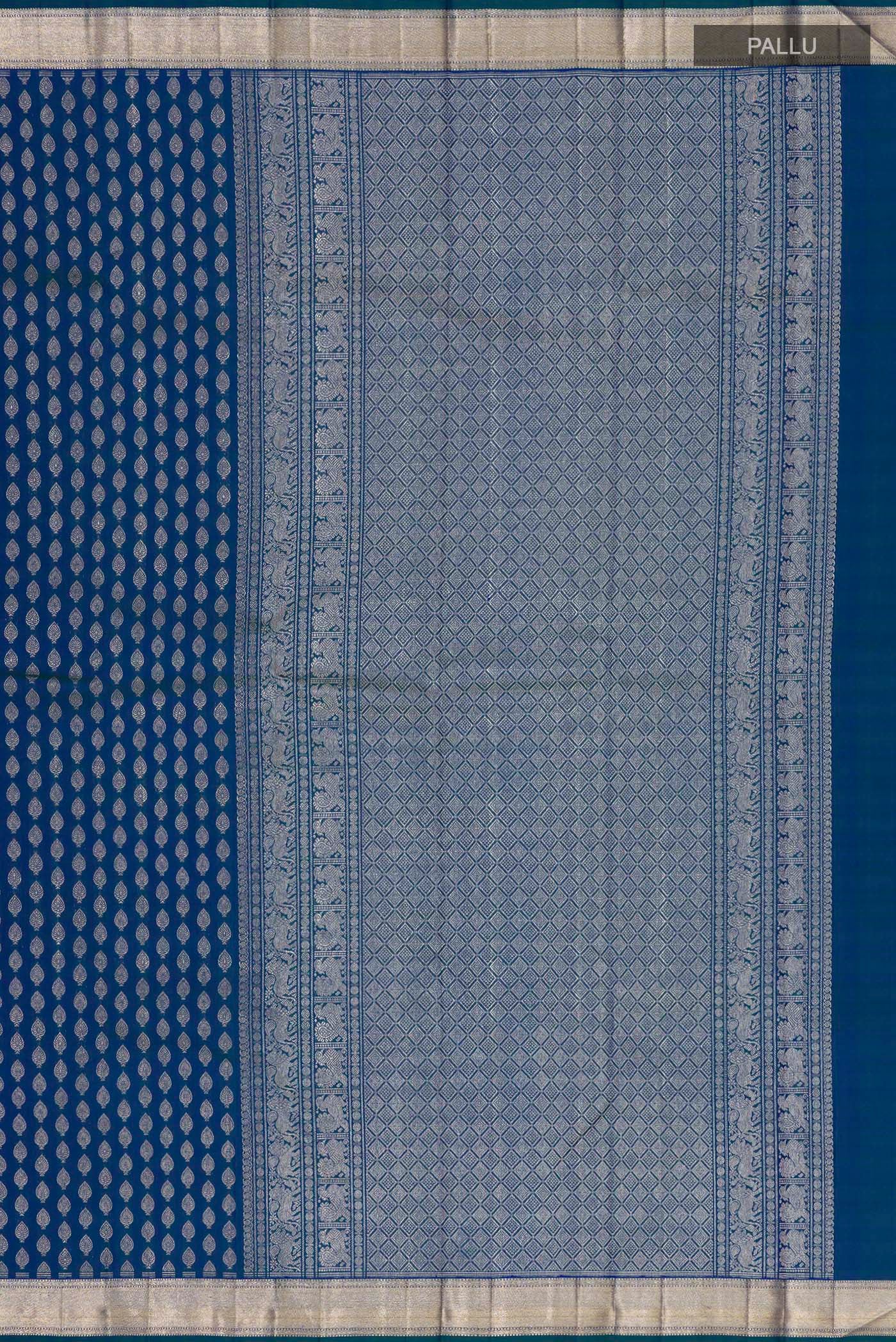 Close up image of the pallu of Pure Silk Pure Zari Blue Dual Tone Kanchipuram Saree with Zari Brocade on the body and Zari Border. 