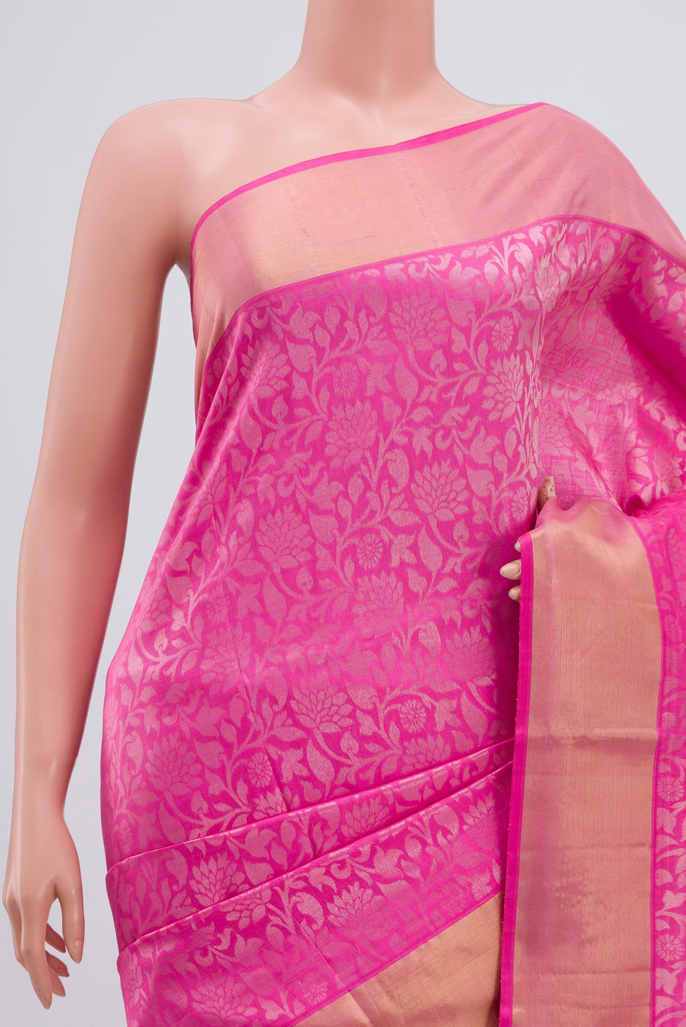 Border image of Pure Silk Pure Zari Pink Uppada Saree with Zari Brocade on the body and Zari Border. 