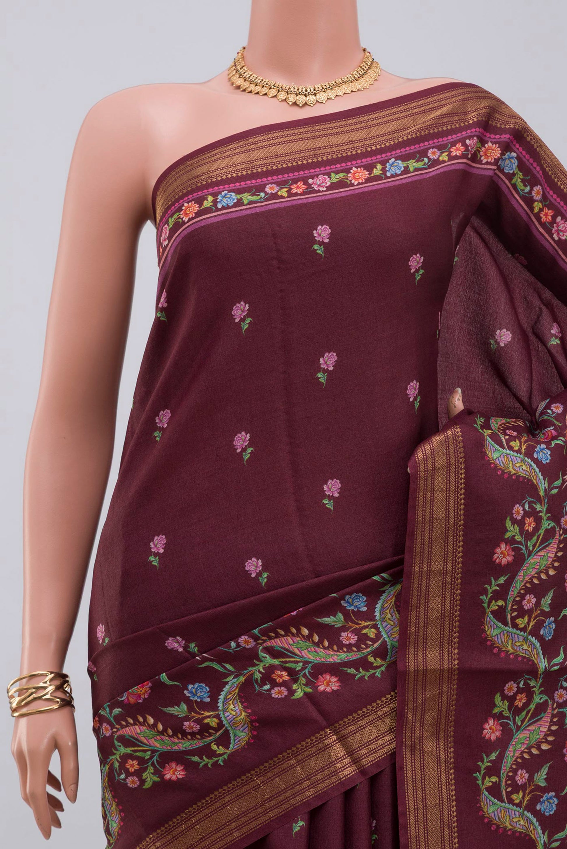 Border image of Brown Tussar Silk Saree with Printed design on the body and Zari Border. 