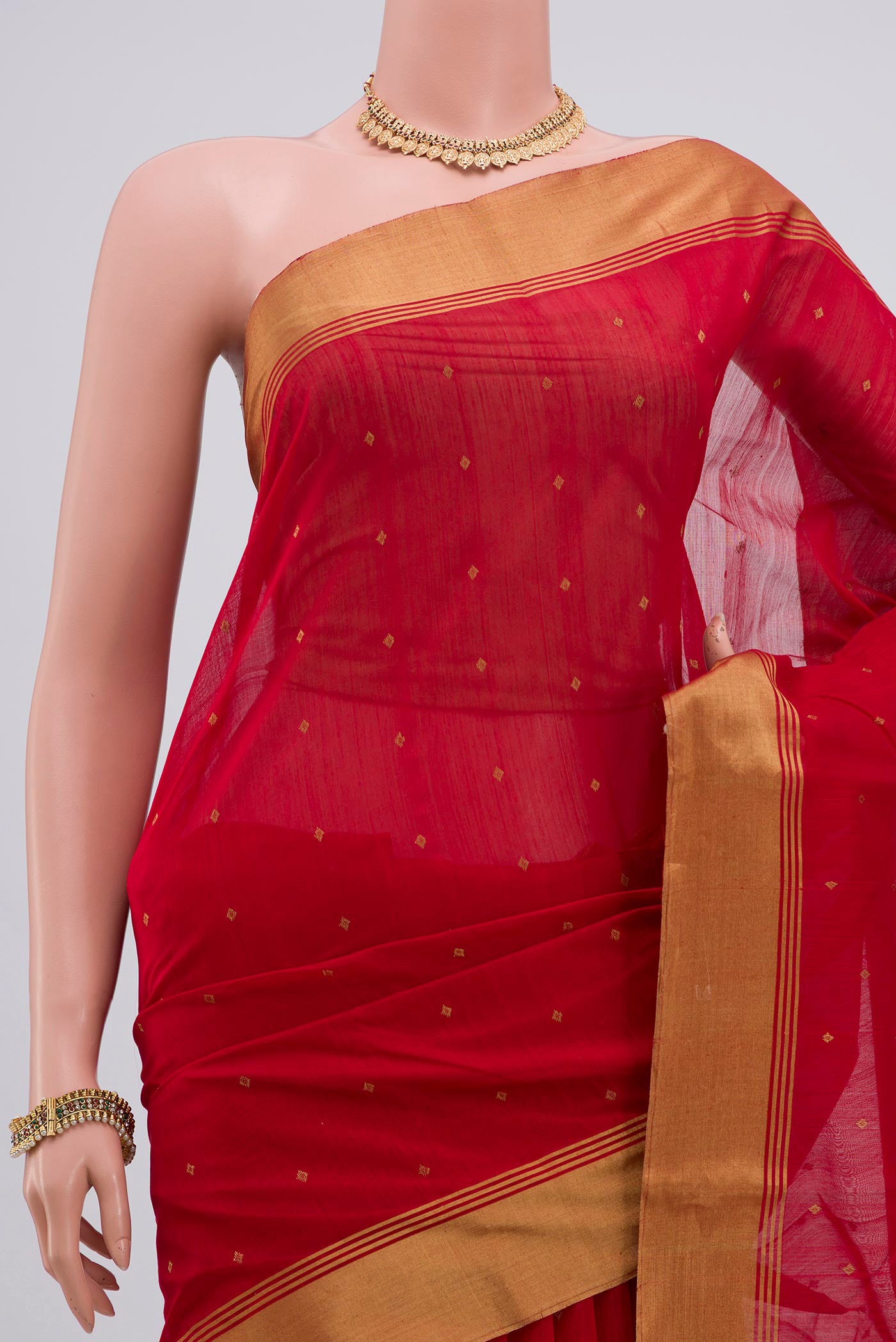 Border image of Red Chanderi Silk Cotton Saree with Zari Butta on the body and Zari Border. 
