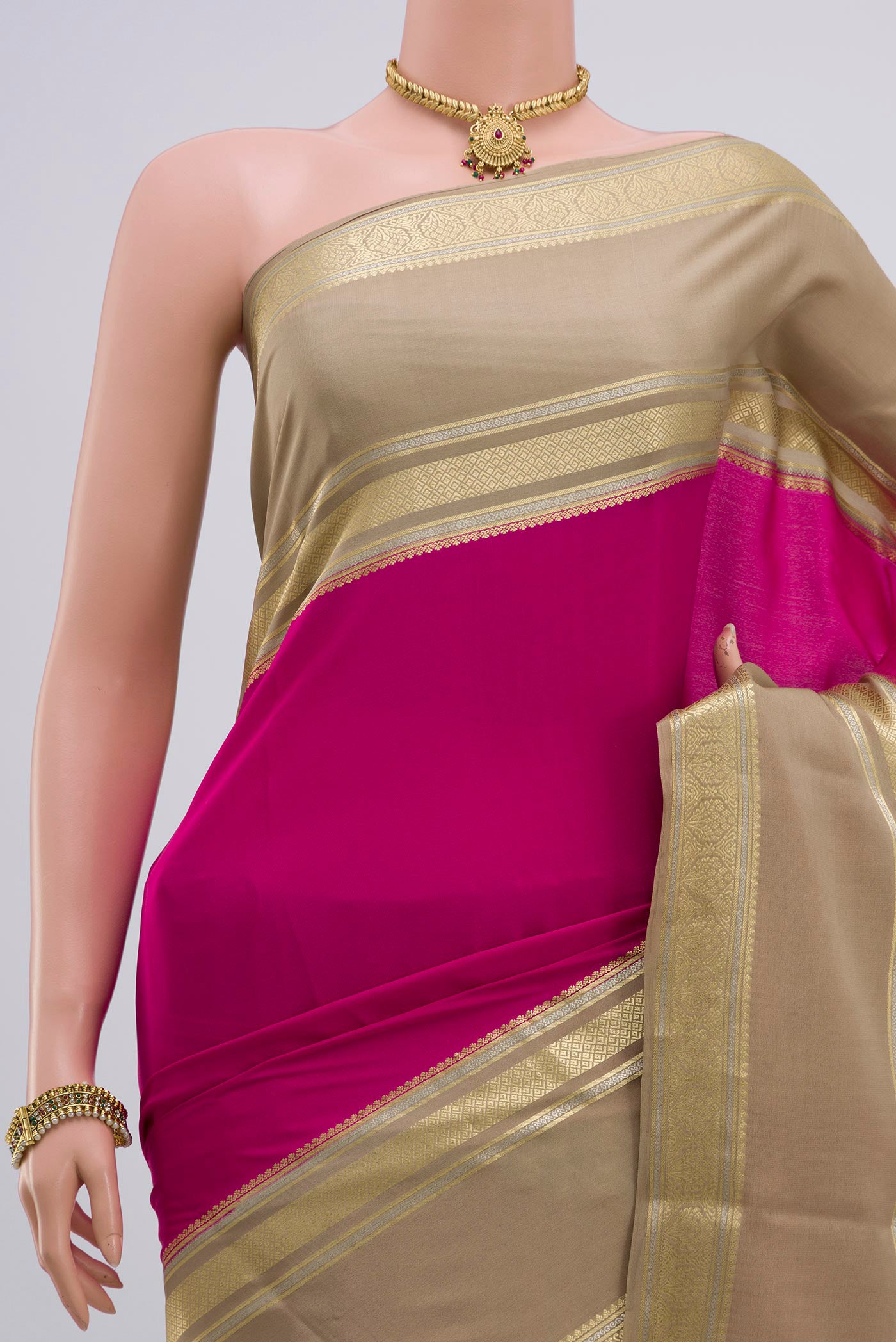 Border image of Pink Crepe Saree with Plain Body and Zari Border. 