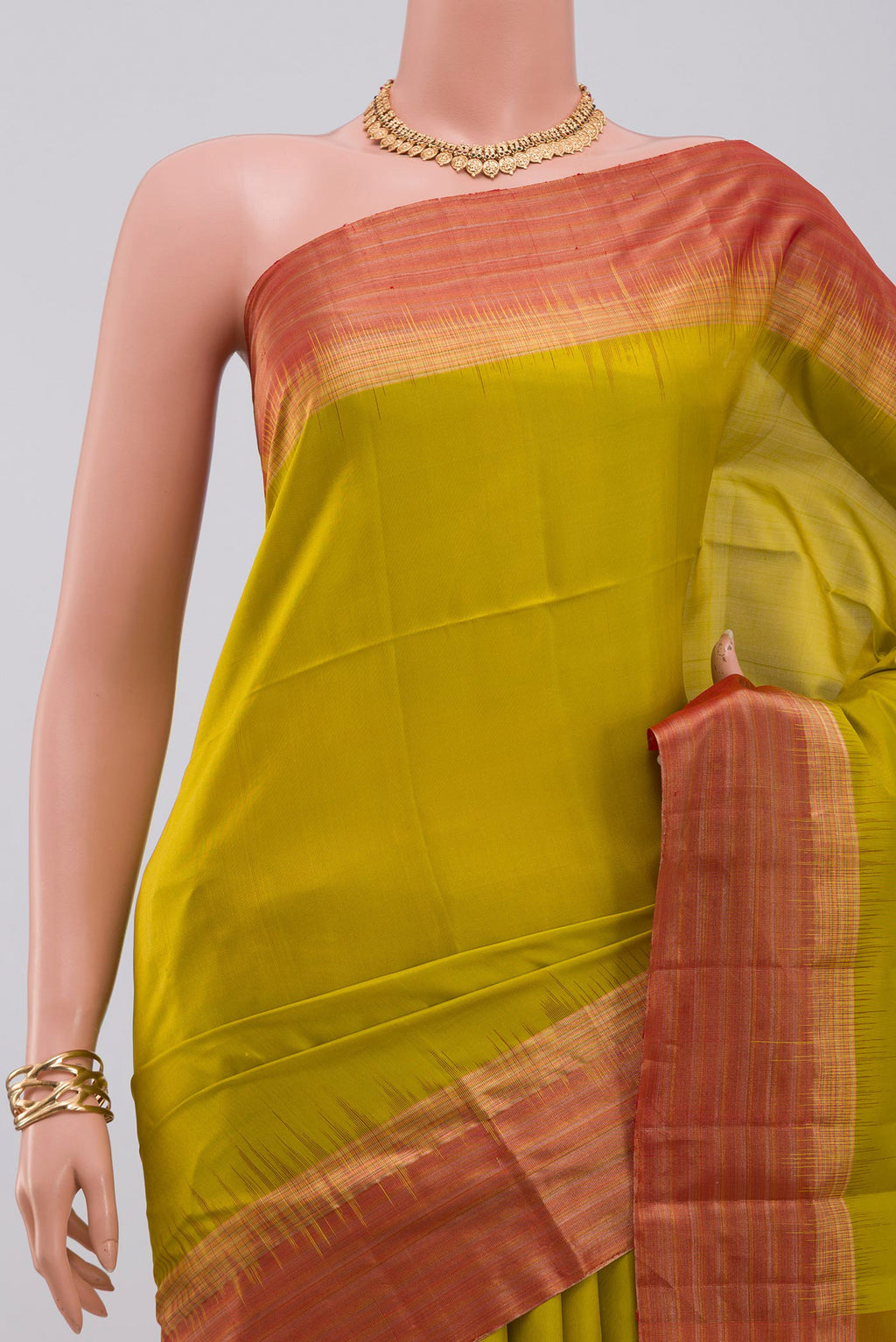 Border image of Green Soft Silk Saree with Plain Body and Zari Border. 