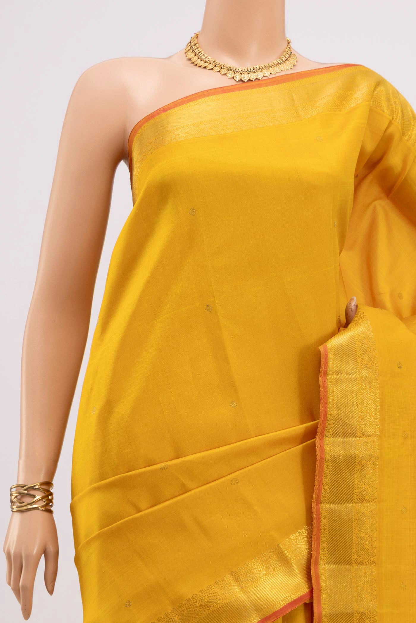 Border image of Pure Silk Pure Zari Yellow Kanjivaram Saree with Zari Butta on the body and Zari Border. 