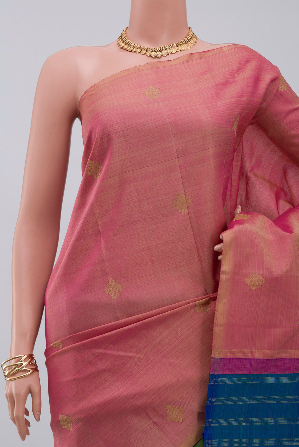 Border image of Pure Silk Pure Zari Pink Kanchipuram Saree with Partli on the body and Without Border. 