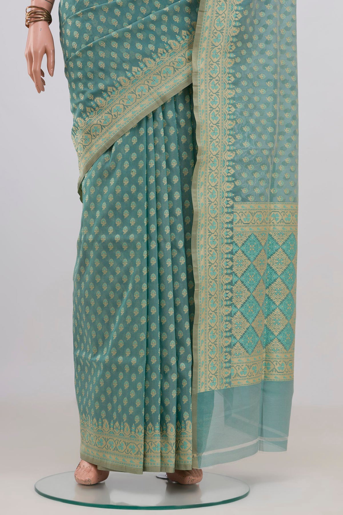 Pleats and pallu of Pure Silk Sky Blue Banarasi Saree with Zari Butta on the body and Zari Border. 