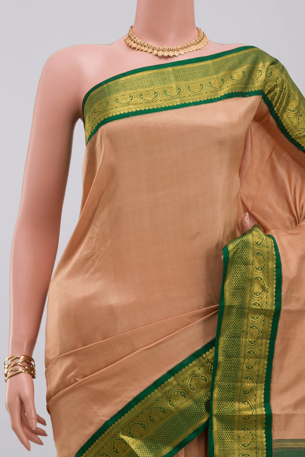 Border image of Pure Silk Pure Zari Beige Kanjivaram Saree with Plain Body and Zari Border. 