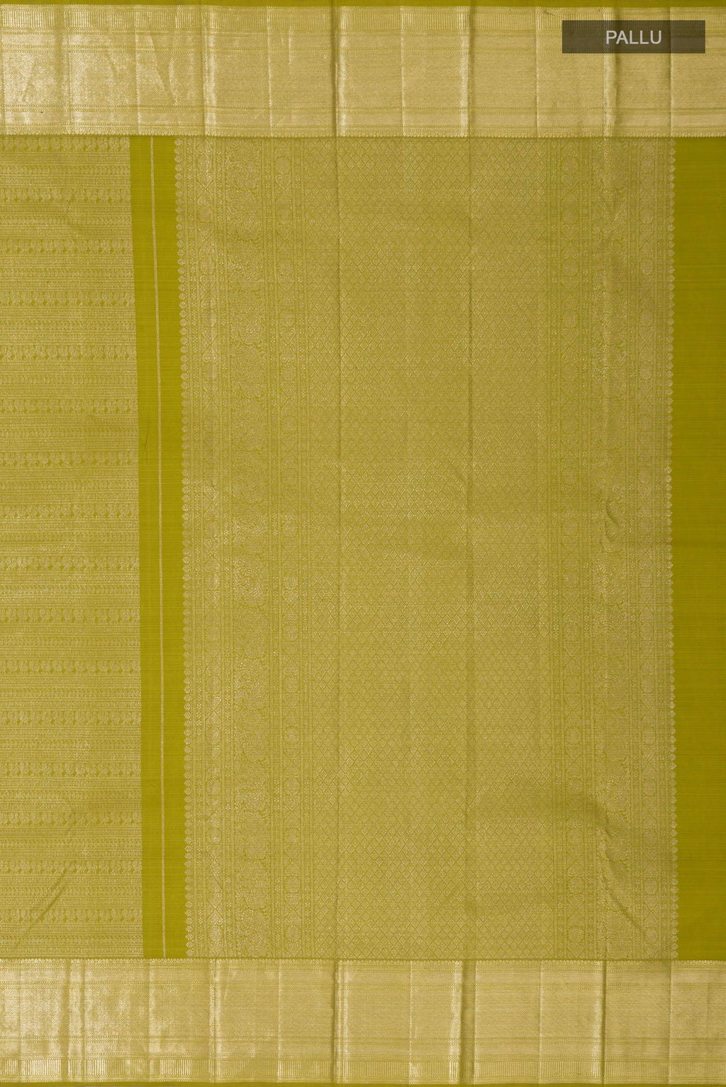 Close up image of the pallu of Green Kanchipuram Saree with Zari Brocade on the body and Zari Border. 