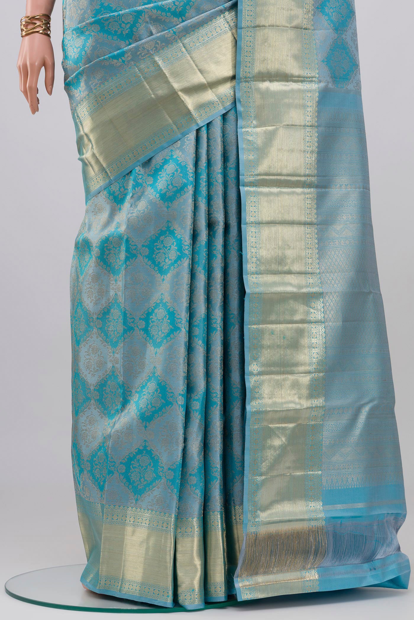 Pleats and pallu of Sky Blue Kanjivaram Silk Saree with Zari Brocade on the body and Zari Border. 