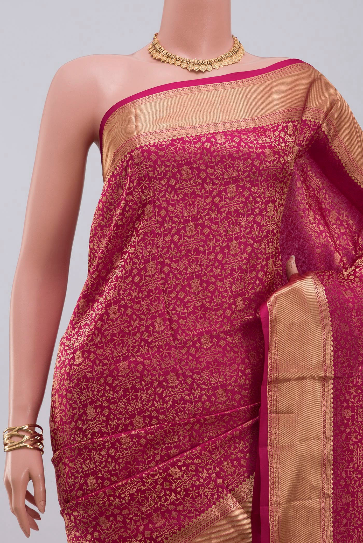 Border image of Pink Soft Silk Saree with Zari Brocade on the body and Zari Border. 