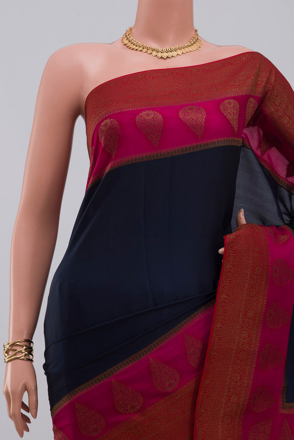 Border image of Blue Crepe Saree with Plain Body and Fancy Border. 