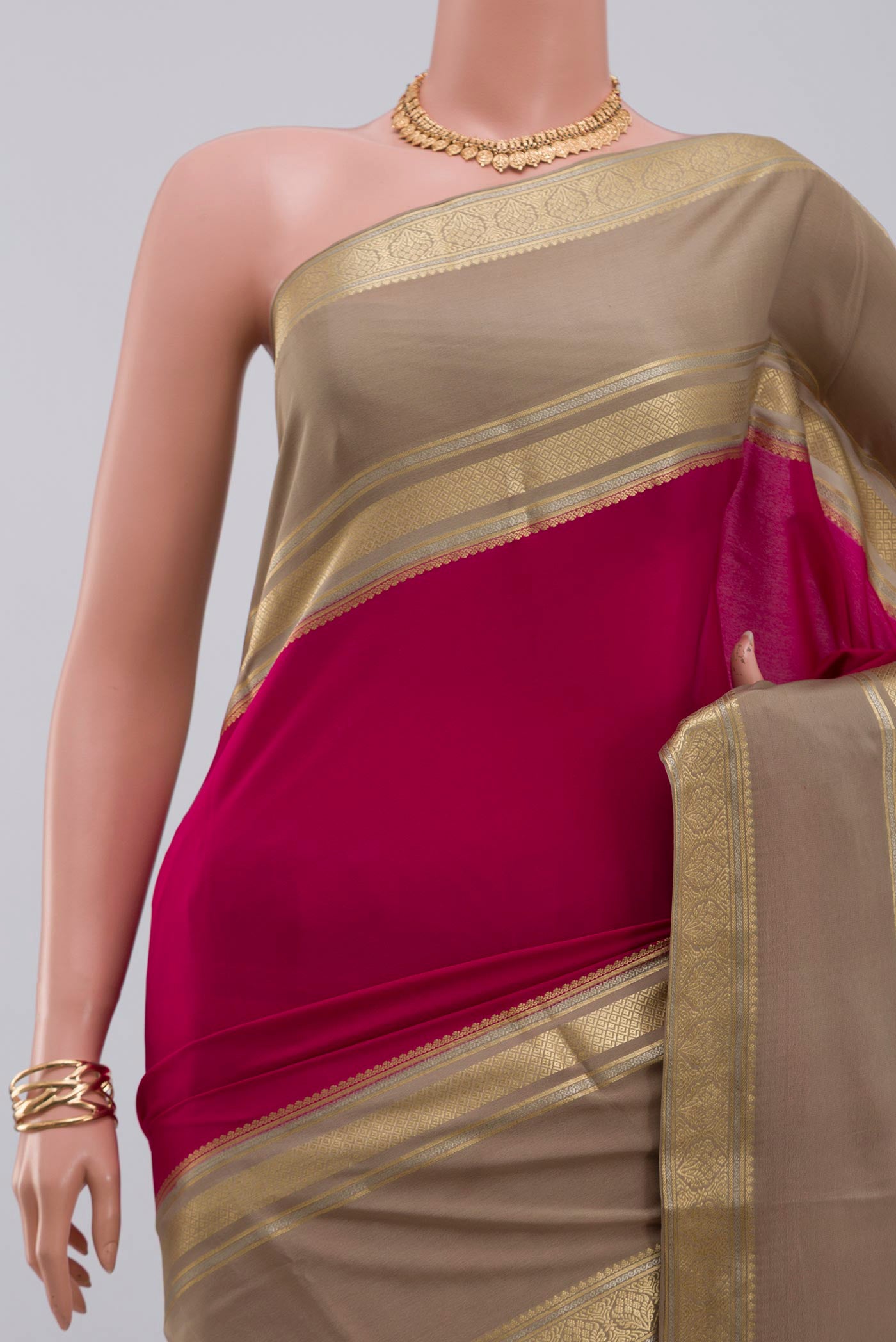 Border image of Pink Crepe Saree with Plain Body and Zari Border. 