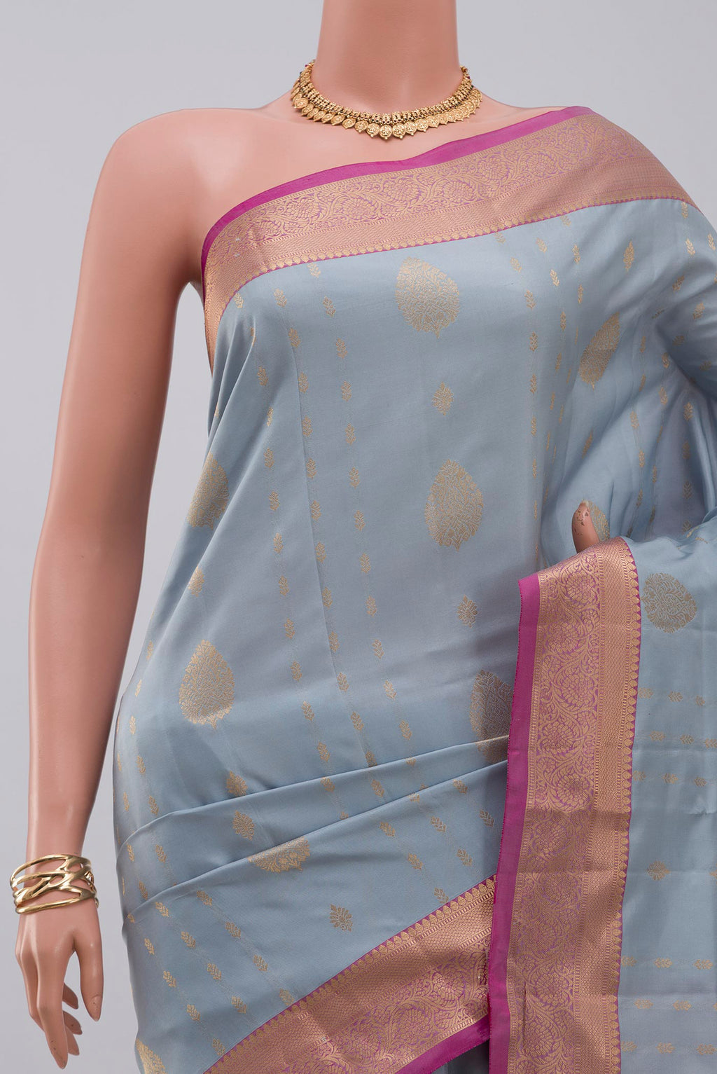 Border image of Light Blue Soft Silk Saree with Zari Butta on the body and Zari Border. 