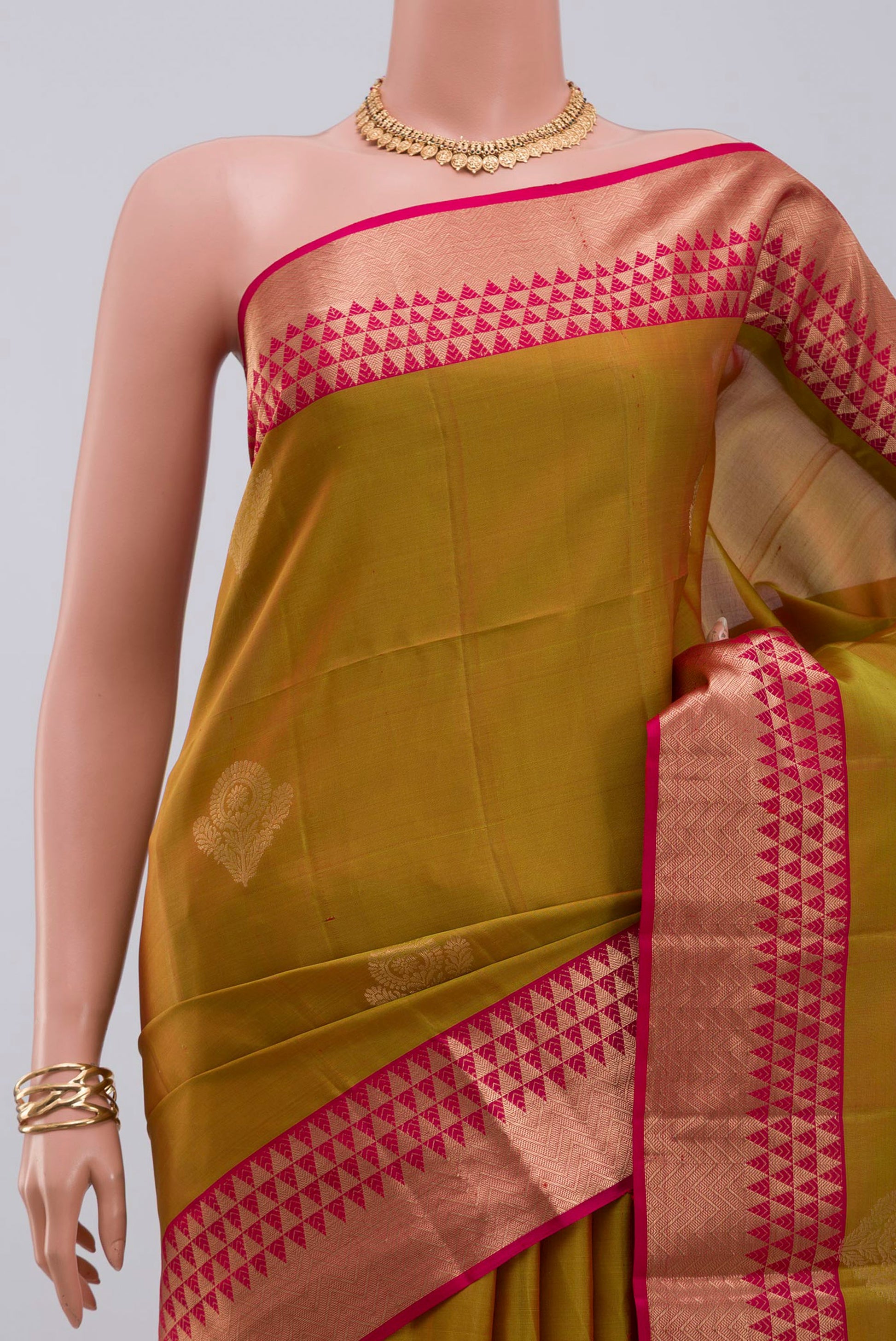 Border image of Green Soft Silk Saree with Zari Butta on the body and Zari Border. 
