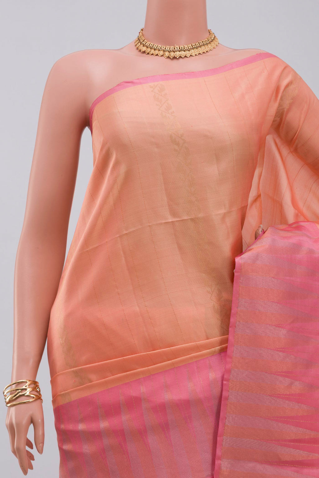 Border image of Peach Soft Silk Saree with Fancy on the body and Fancy Border. 