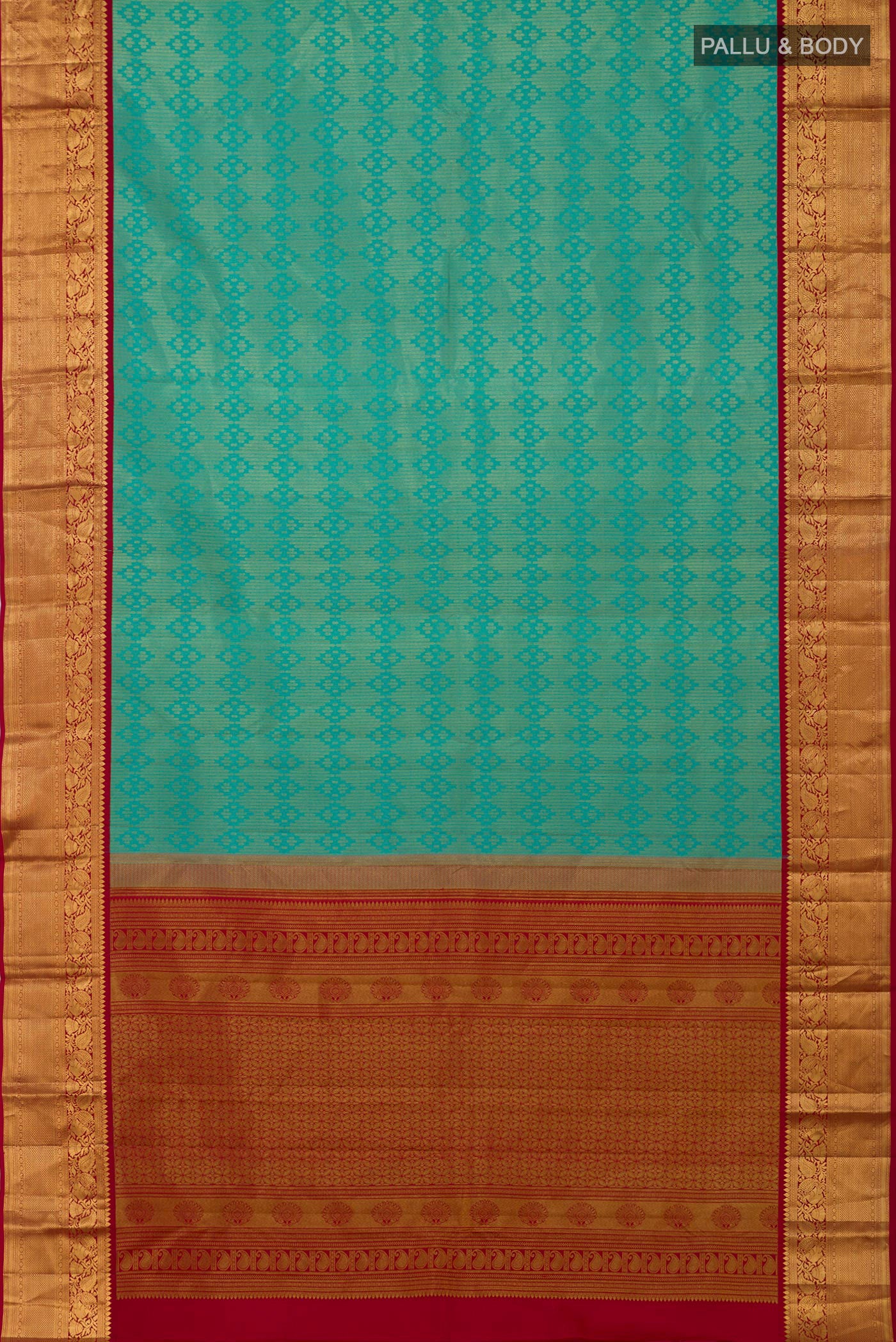 Flat view of Green Kanchipuram Silk Saree with Zari Brocade on the body and Zari Border. 