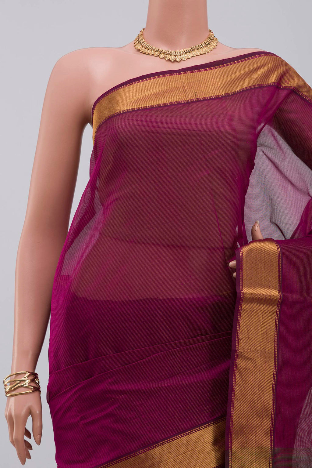 Border image of Magenta Coimbatore Silk Cotton Saree with Stripes on the body and Zari Border. 