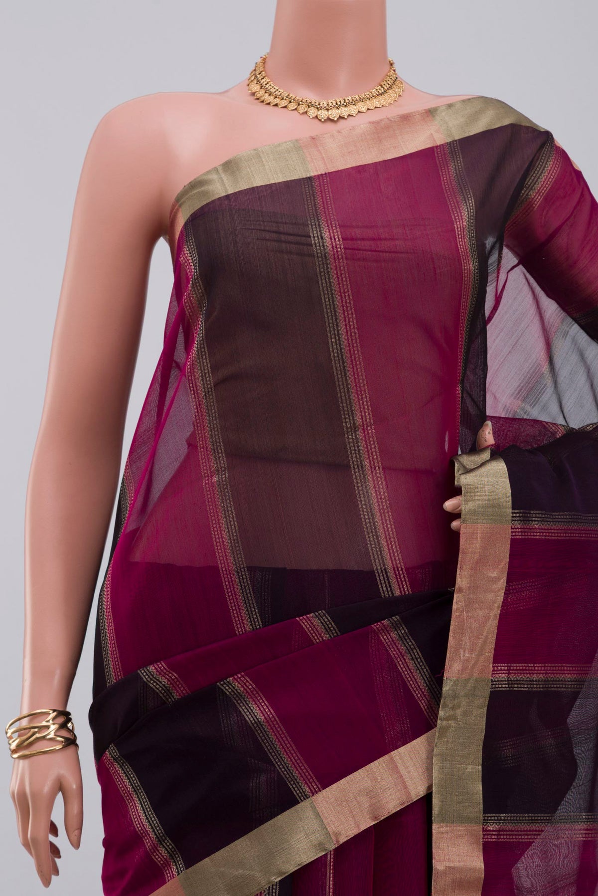 Border image of Multi Color Silk Cotton Saree with Fancy on the body and Zari Border. 