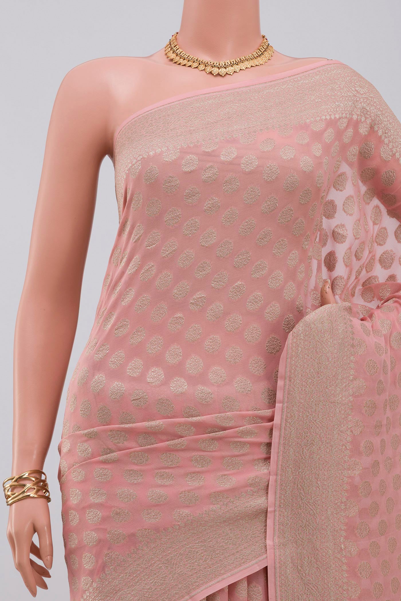 Border image of Pink Georgette Saree with Fancy on the body and Fancy Border. 