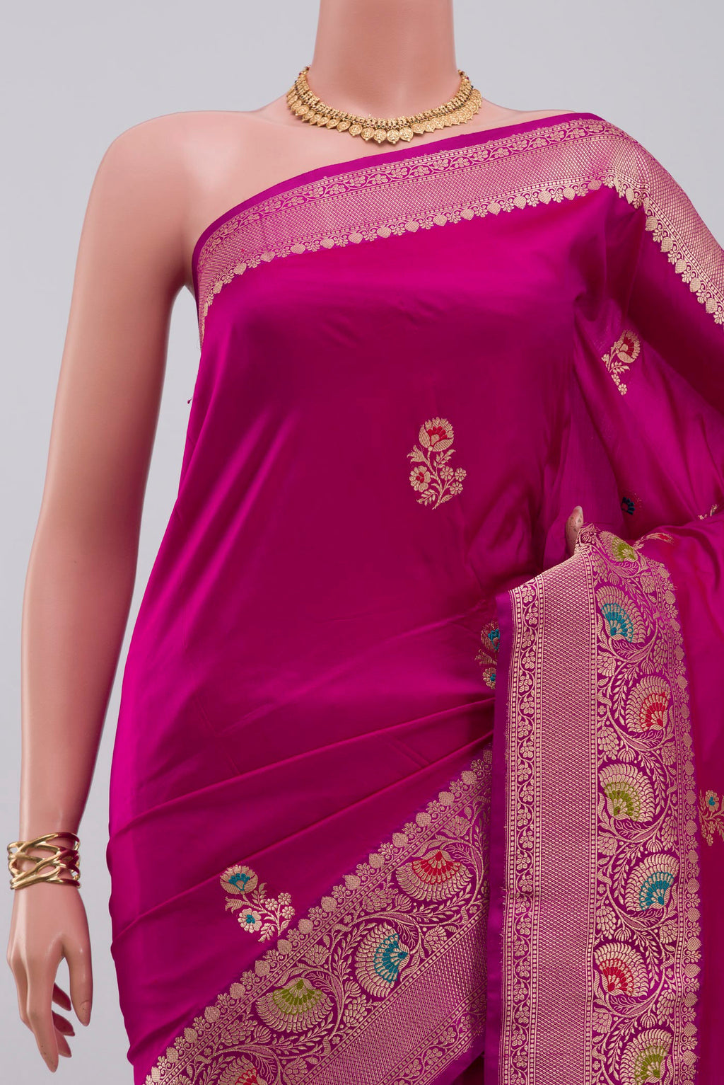 Border image of Pink Banarasi Katan Silk Saree with Zari Butta on the body and Fancy Border. 