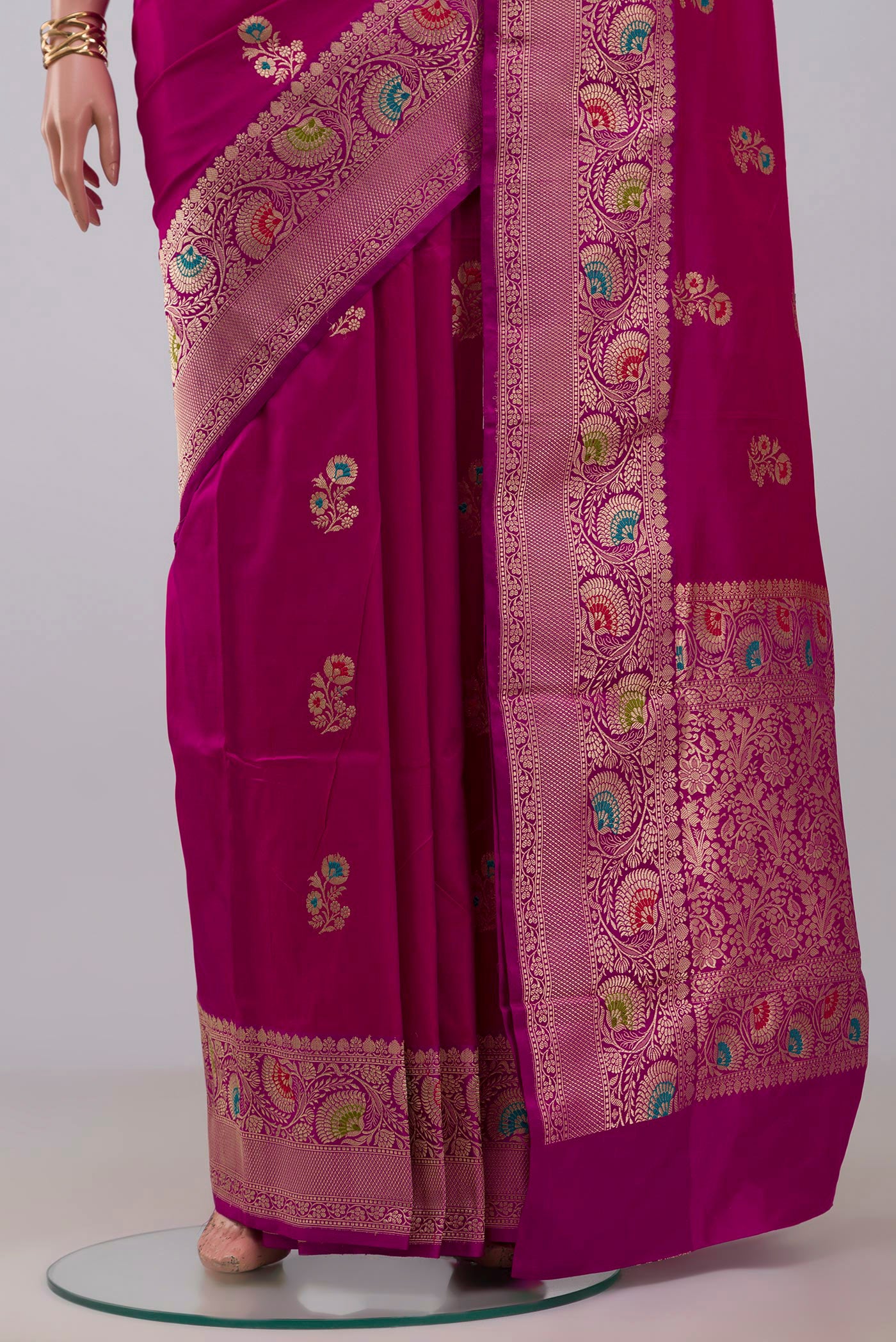 Pleats and pallu of Pink Banarasi Katan Silk Saree with Zari Butta on the body and Fancy Border. 