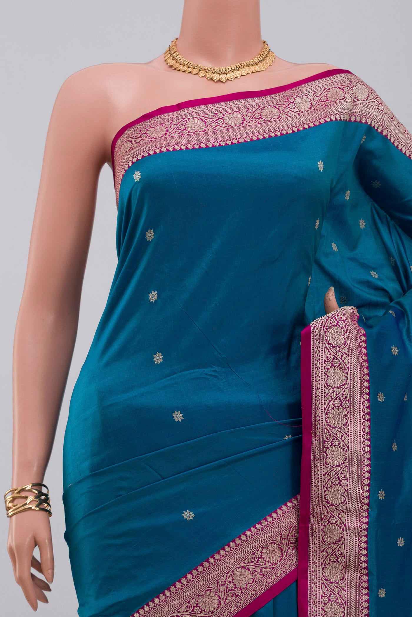 Border image of Blue Banarasi Katan Silk Saree with Zari Butta on the body and Fancy Border. 